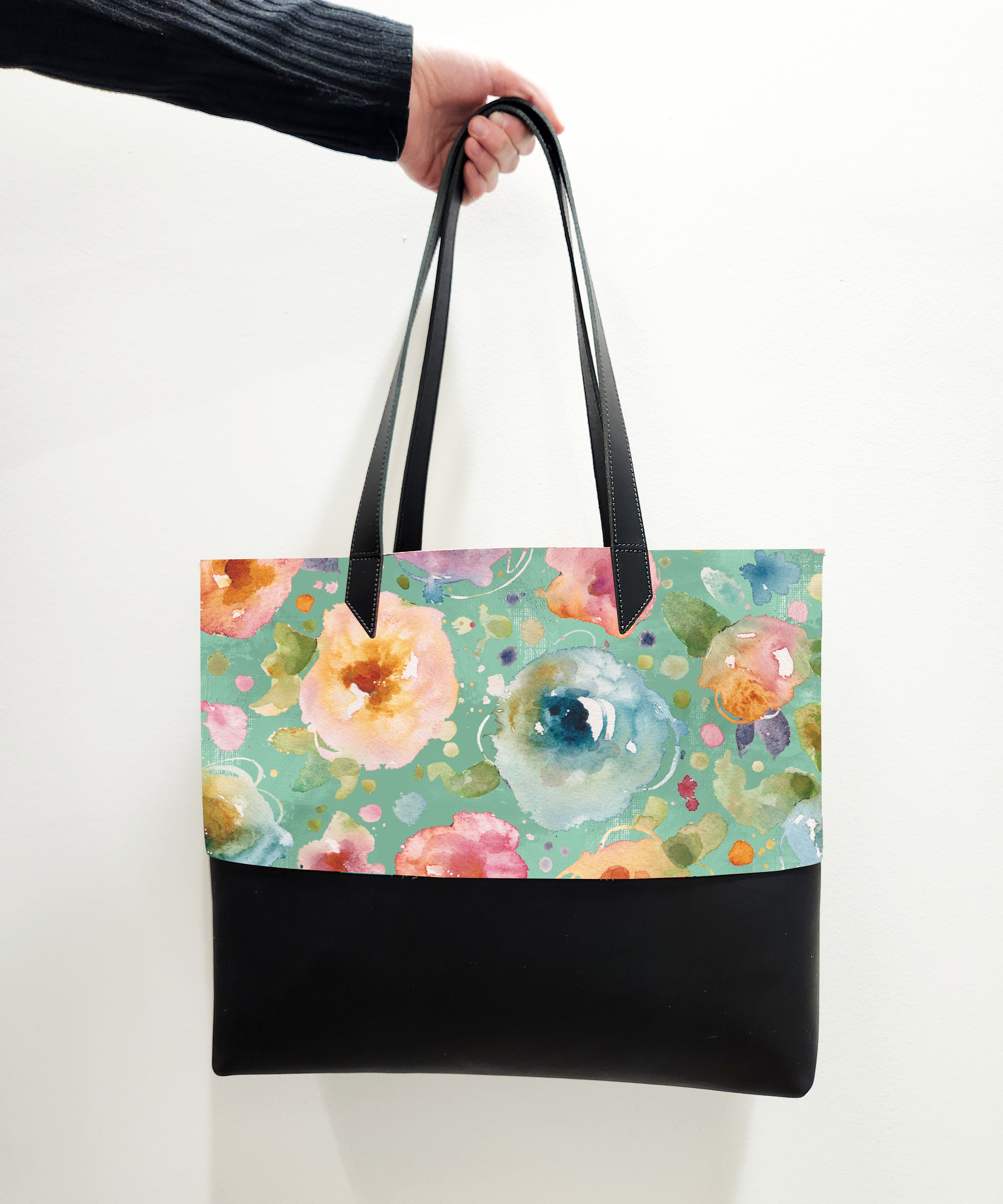 LETS BLOOM : TOTE  by SALLY WALSH x Michael Grey